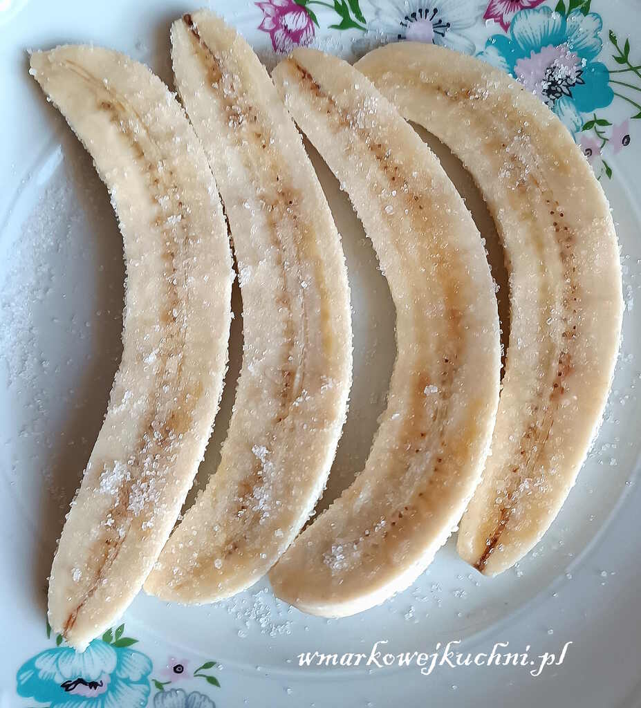 Banany przygotowane do karmelizacji
